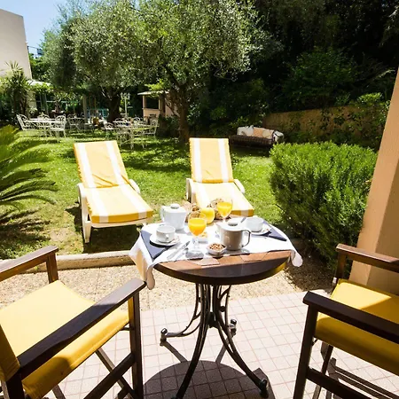 Le Floreal Hotel